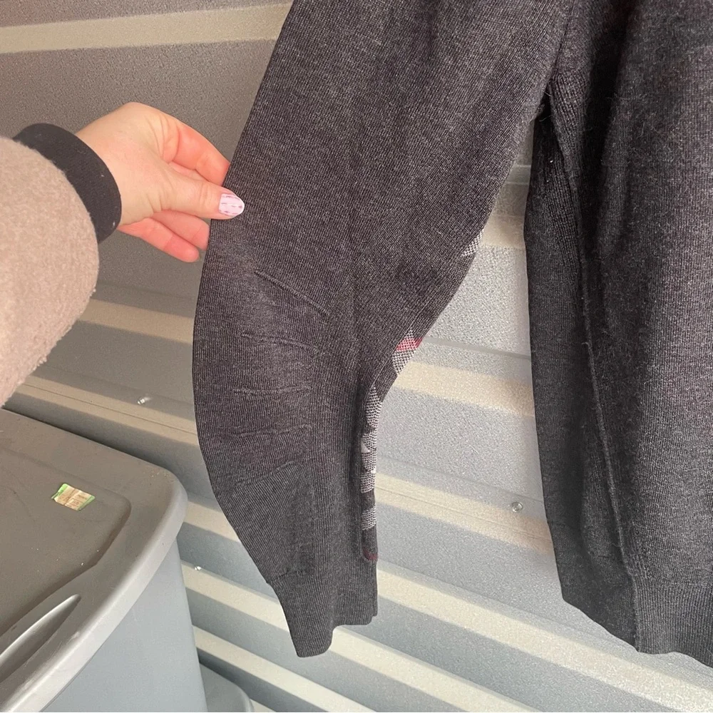 Burberry check detail arm Crewneck wool sweater